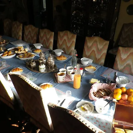 Bed and breakfast Et Table D'hotes Manoir Capcazal De Pachiou *