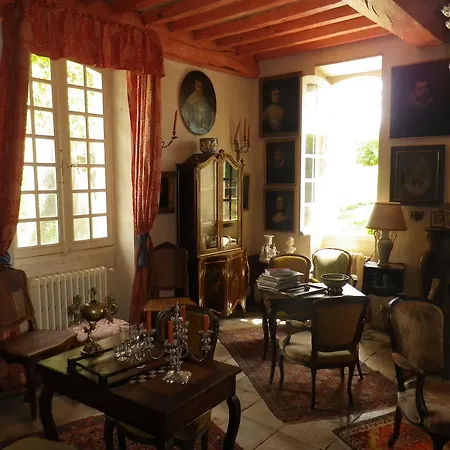 Bed and breakfast Et Table D'hotes Manoir Capcazal De Pachiou