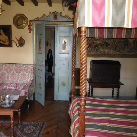 Bed and breakfast Et Table D'hotes Manoir Capcazal De Pachiou *