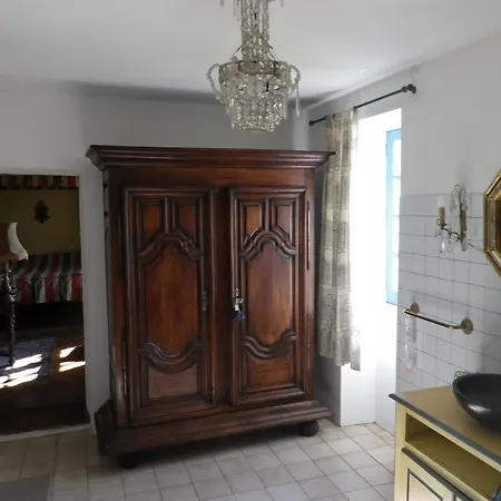 Bed and breakfast Et Table D'hotes Manoir Capcazal De Pachiou *