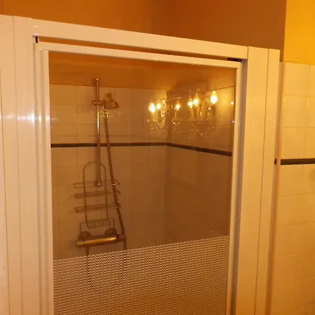 Bed and breakfast Et Table D'hotes Manoir Capcazal De Pachiou *