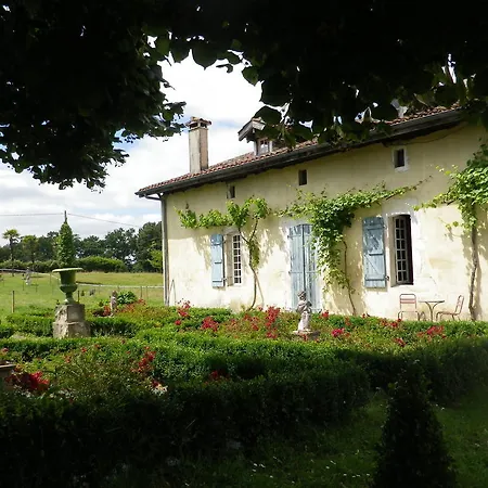 Et Table D'hotes Manoir Capcazal De Pachiou Mimbaste