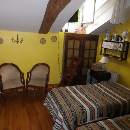 Bed and breakfast Et Table D'hotes Manoir Capcazal De Pachiou