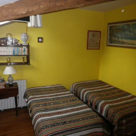 Et Table D'hotes Manoir Capcazal De Pachiou Bed and breakfast